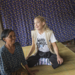 KATE CANDID TALKING WITH GRANDMOTHER AND CHILD